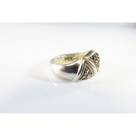 Vintage Marcasite Cluster Cocktail Ring in Sterling Silver A 925 Size 8 - Picture 3 of 7